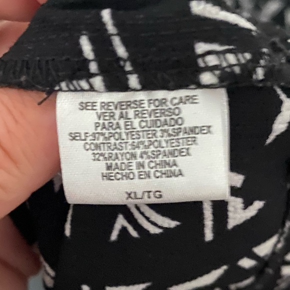 Patterned blouse - Picture 4 of 4